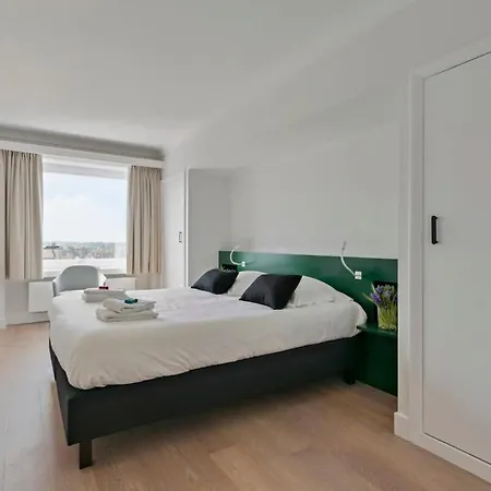 Huswell - Panoramic Seaview Apartment In 'T Zoute Knokke-Heist Exterior photo