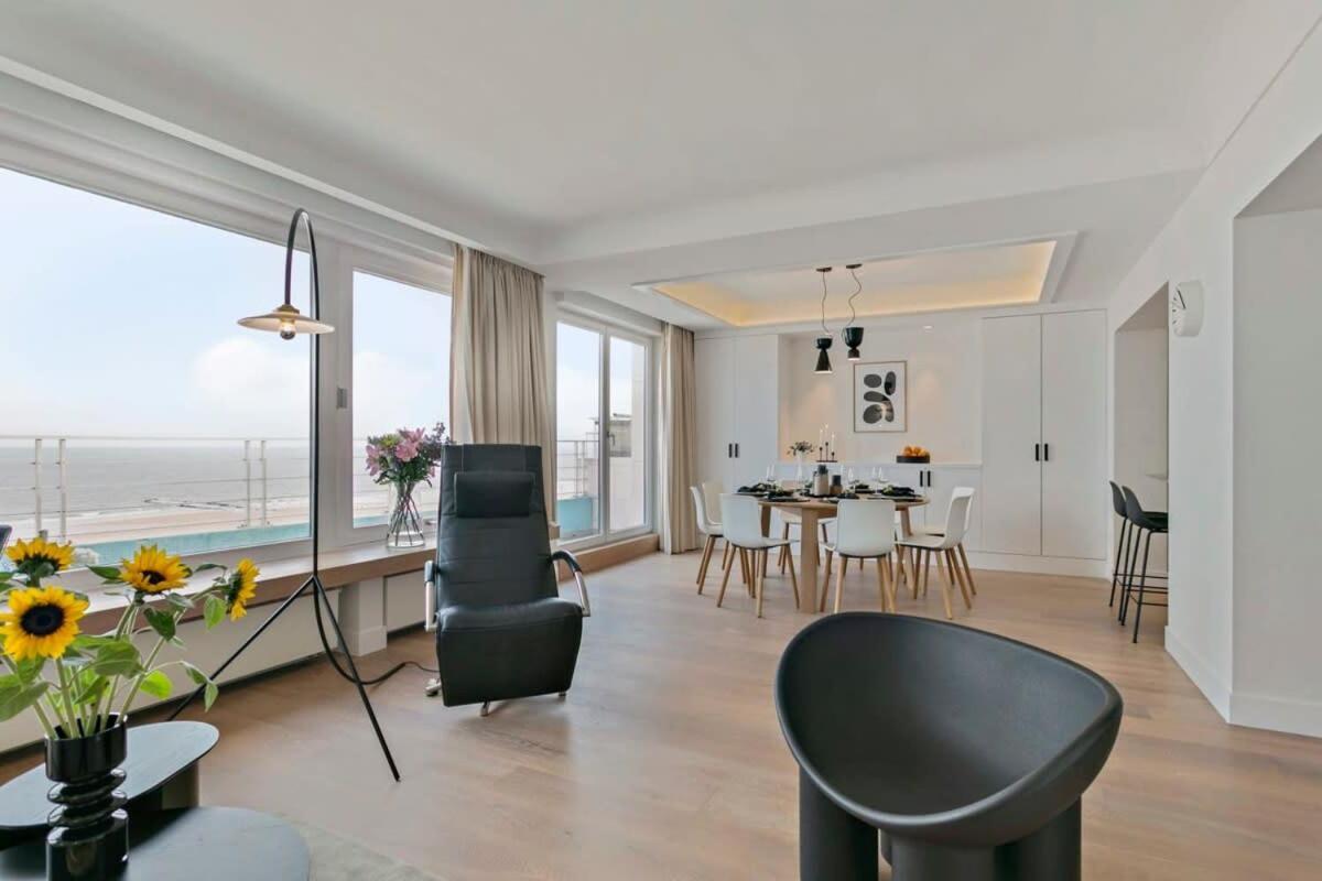 Huswell - Panoramic Seaview In 't Zoute Apartment *